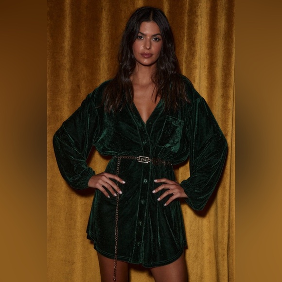 12th Tribe Dresses & Skirts - nwt velvet mini dress